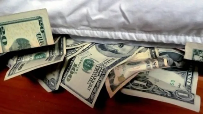 dolares-el-colchon