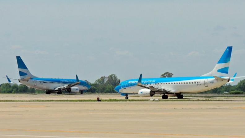 Aerolíneas Canceló Todos Los Vuelos Del Lunes Por Un Paro 4521