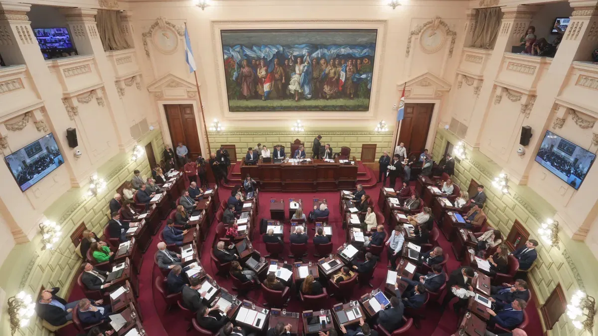 convencion-del-25-reforma-constitucional_098_mth_1200