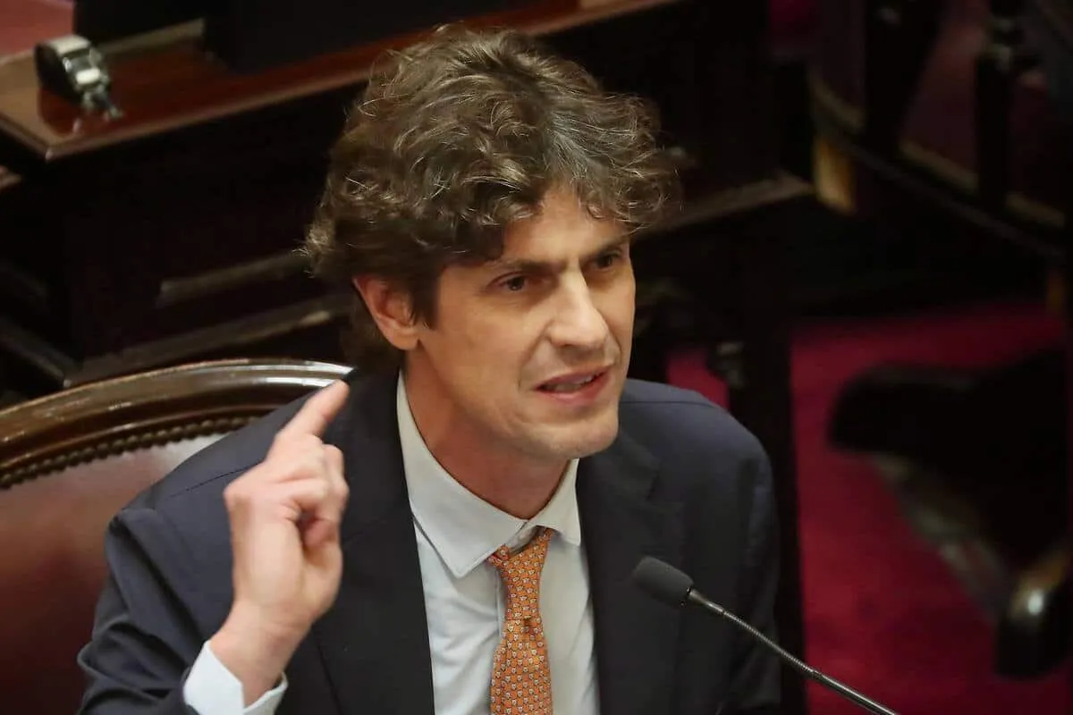 Martin-Lousteau-110626-4