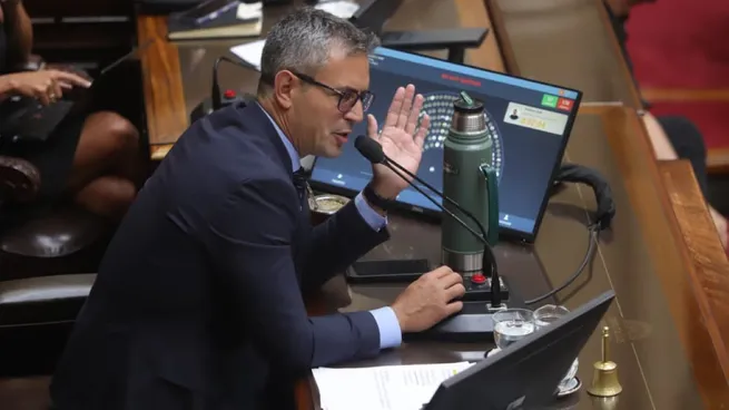 martin-menem-sesion-diputados