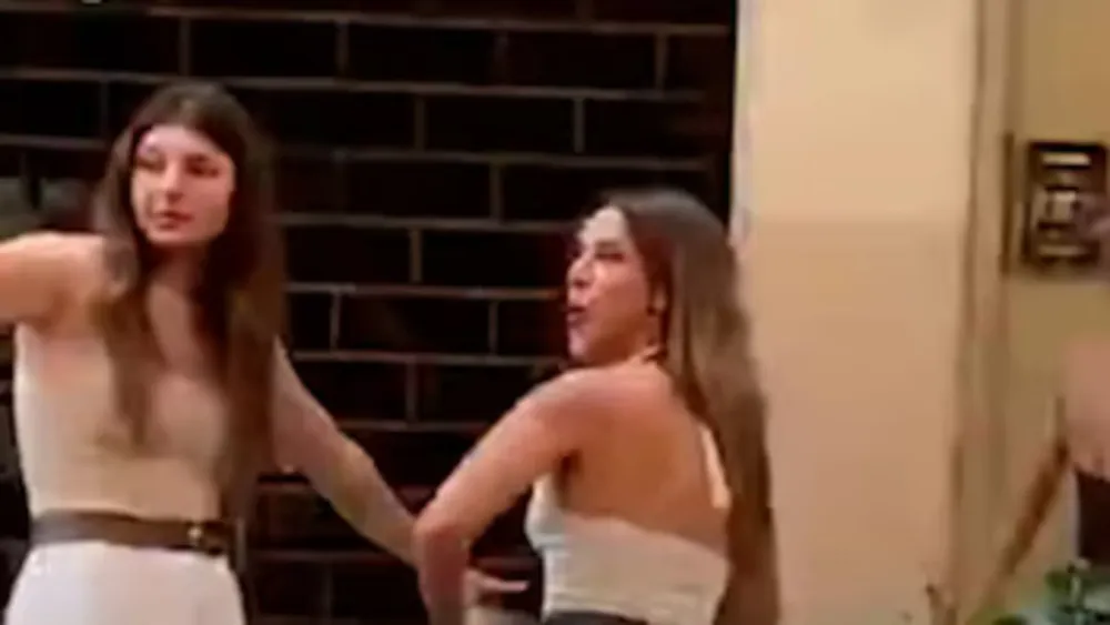 2PIIYZ32VZENTHFQFEECN35RBU