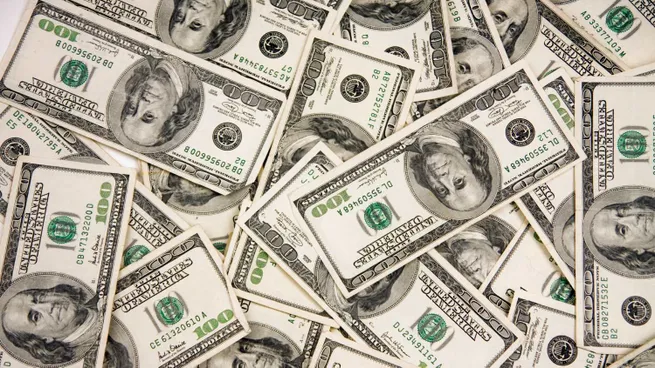 dolares
