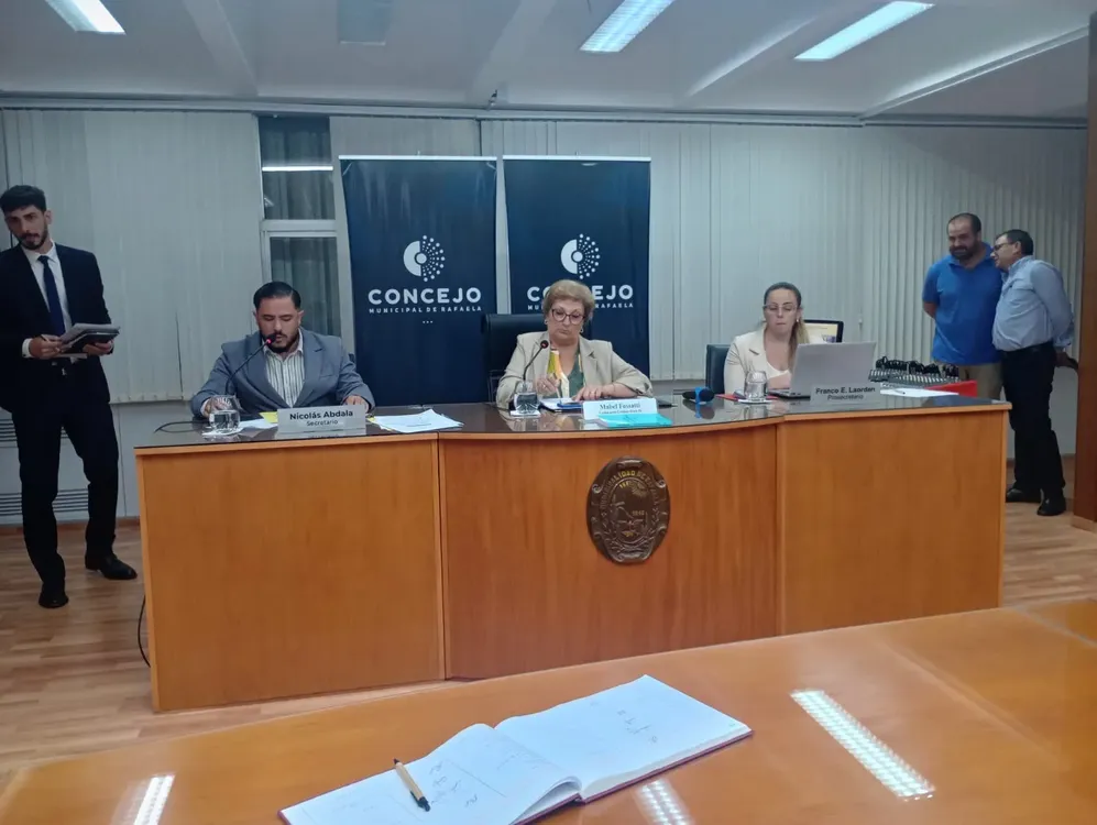 f2a006ad-16dc-4314-8af8-0314830ec935